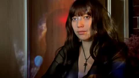 Oliviaaa online show from January 11, 7:35 am