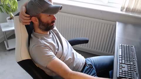 Snapshot of the_sensual_masturwait chatting on September 23, 7:11 am the_sensual_masturwait online show from September 23, 7:11 am