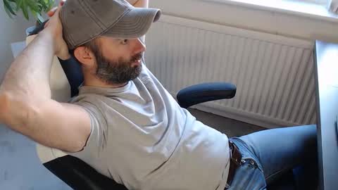 Snapshot of the_sensual_masturwait chatting on September 30, 7:13 am the_sensual_masturwait online show from September 30, 7:13 am