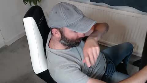 Snapshot of the_sensual_masturwait chatting on September 30, 7:19 pm the_sensual_masturwait online show from September 30, 7:19 pm