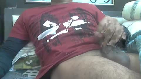 Snapshot of the_sexy_boy_neev11 chatting on January 3, 6:24 pm Delhi guy online show from January 3, 6:24 pm