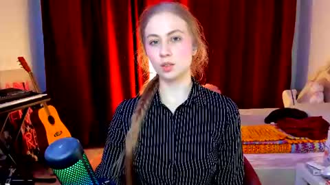 Ally    STREAMING ON TWITCH NOW Check my Twitter for updates online show from June 11, 1:05 am