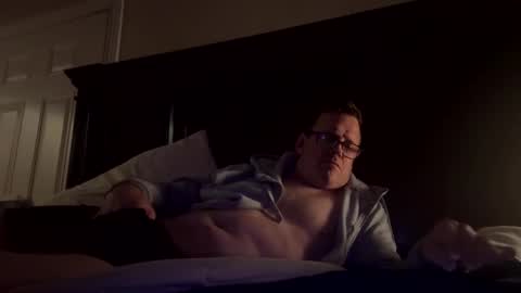 Every-day Average People Play Here online show from April 20, 11:13 am