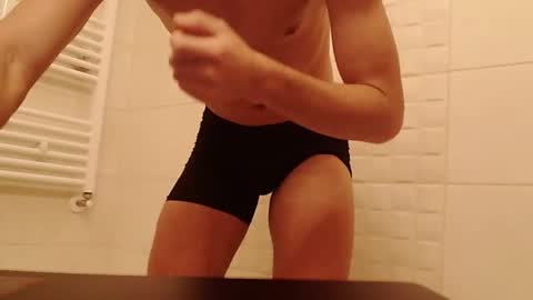 Snapshot of thebigone431 chatting on November 9, 5:22 pm TheBigOne431 online show from November 9, 5:22 pm