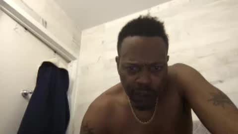 Snapshot of theblacklordmaster chatting on March 12, 12:47 pm theblacklordmaster online show from March 12, 12:47 pm