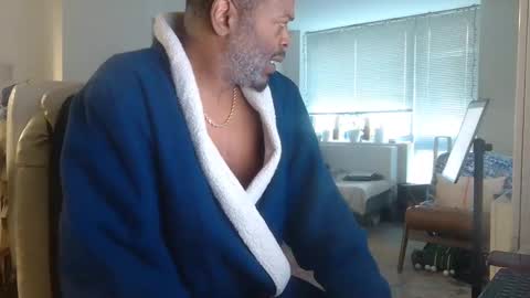 Snapshot of theblacklordmaster chatting on April 21, 12:44 pm theblacklordmaster online show from April 21, 12:44 pm