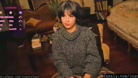 Snapshot of thecamwoman chatting on December 16, 9:20 pm Joan online show from December 16, 9:20 pm