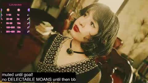 Snapshot of thecamwoman chatting on February 17, 5:52 pm Joan online show from February 17, 5:52 pm