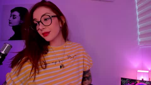 Alicia Alikath  online show from January 21, 10:51 pm