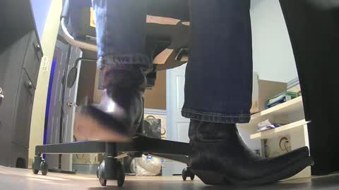 thecowboy_74 online show from March 1, 3:41 am