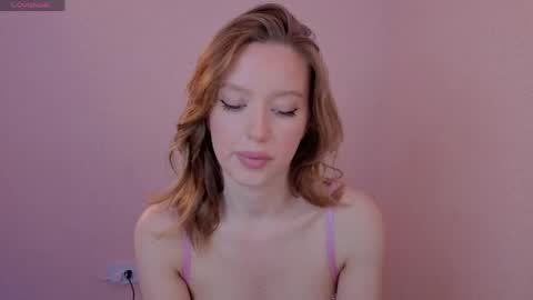 Snapshot of thecutienatura chatting on June 1, 7:15 pm Olivia online show from June 1, 7:15 pm