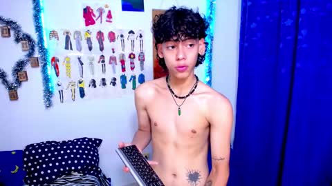 ethan online show from December 3, 10:52 pm