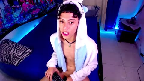 ethan online show from March 6, 3:47 am