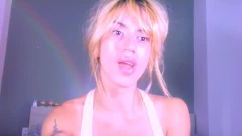 Yolanda online show from May 18, 4:07 am