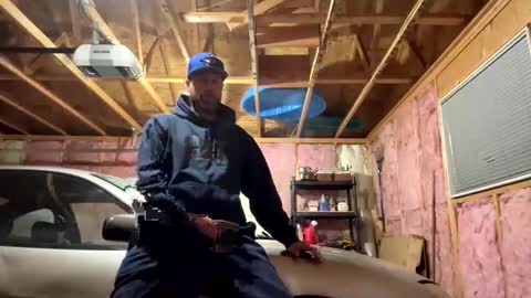 Carter Bates online show from January 11, 7:13 am