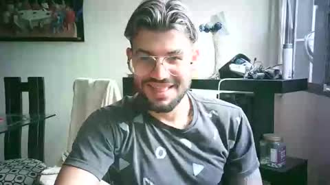 thedragonboyxxx online show from April 17, 3:26 pm