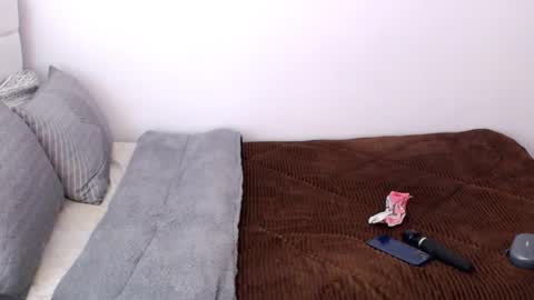 Snapshot of thee_habibah chatting on July 6, 1:52 pm Habibah online show from July 6, 1:52 pm