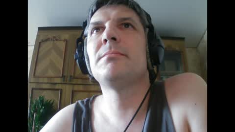 Snapshot of theemperoroftheuniverse chatting on July 24, 9:07 am The Emperor of the Universe online show from July 24, 9:07 am