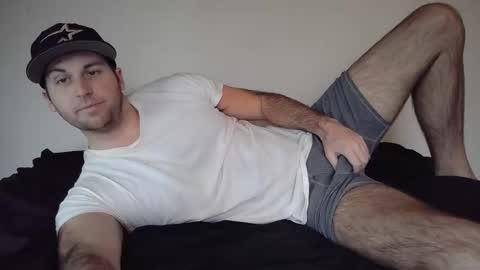 Theetwohander online show from January 9, 8:10 pm