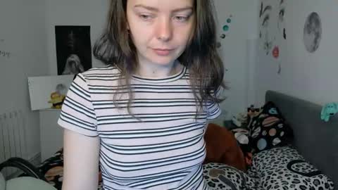 TheFarmergirl online show from March 27, 5:46 am