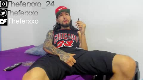 independent Model online show from November 19, 11:27 pm