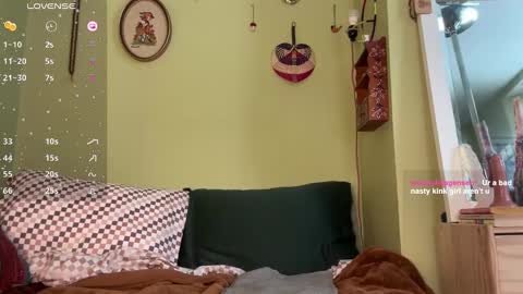 Fae online show from January 11, 4:14 pm