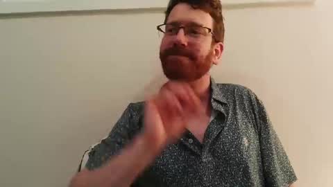 Snapshot of thefunofit chatting on December 19, 5:36 am thefunofit online show from December 19, 5:36 am