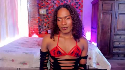 Goldie online show from November 12, 4:40 pm