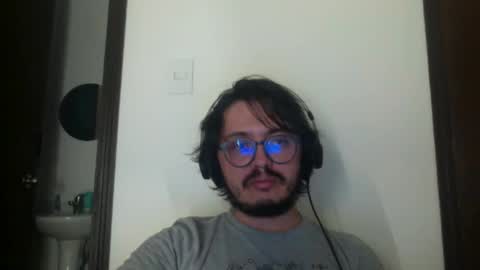 theguitarmistery online show from April 14, 2:06 am