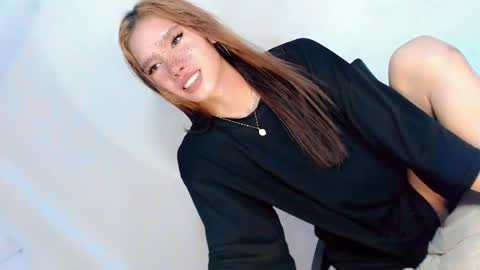 Snapshot of thehornygirl_laisa chatting on February 7, 10:52 pm laisa online show from February 7, 10:52 pm