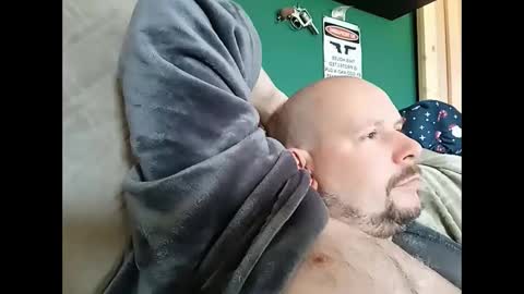 Snapshot of thehornyman916 chatting on March 12, 11:31 am thehornyman916 online show from March 12, 11:31 am