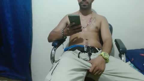 thehousedog online show from December 19, 9:05 am