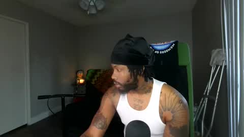 IXMCOUPLE444 online show from April 18, 1:42 am