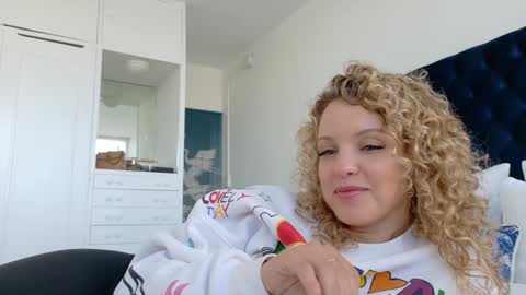 Lily Marie online show from January 16, 8:46 pm