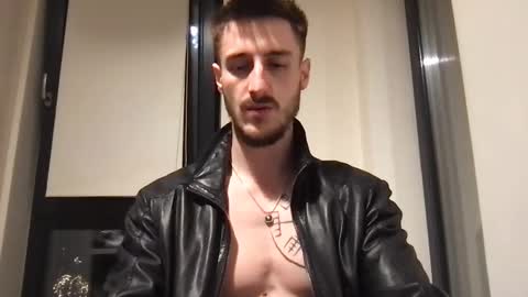 Snapshot of thejoker888 chatting on December 21, 12:53 am Master Joker online show from December 21, 12:53 am