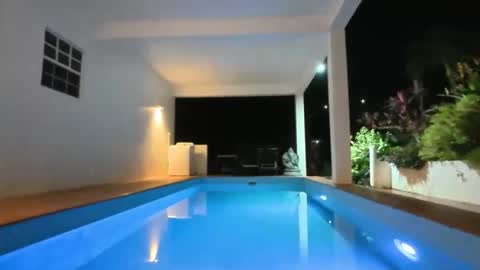 theladyduchess online show from January 10, 6:15 am