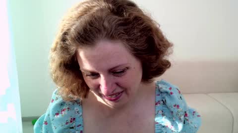 Snapshot of theladysblush chatting on March 11, 6:53 am Ella online show from March 11, 6:53 am