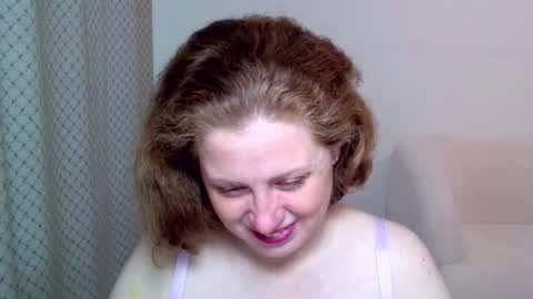 Ella online show from December 15, 8:07 am