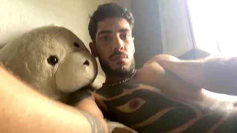 Snapshot of themarttinguyyy chatting on December 20, 6:45 pm themarttinguyyy online show from December 20, 6:45 pm