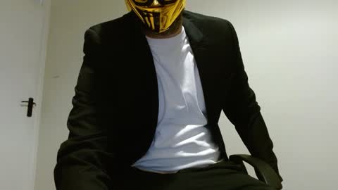 The Masked Londoner online show from March 4, 7:20 pm