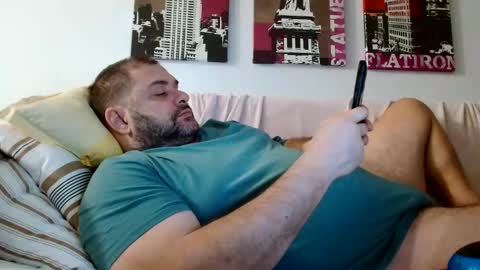 Snapshot of themastercomander chatting on February 10, 9:41 pm Big Alpha Daddy Master online show from February 10, 9:41 pm