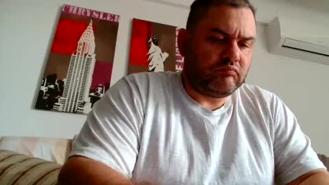 Snapshot of themastercomander chatting on April 29, 8:18 am Big Alpha Daddy Master online show from April 29, 8:18 am
