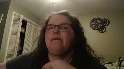 Snapshot of themistyprice chatting on December 16, 12:32 pm MistyPrice online show from December 16, 12:32 pm