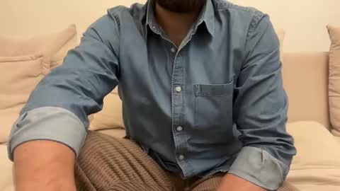 Snapshot of themonarchgoat chatting on February 15, 8:22 pm TheMonarchGoat online show from February 15, 8:22 pm