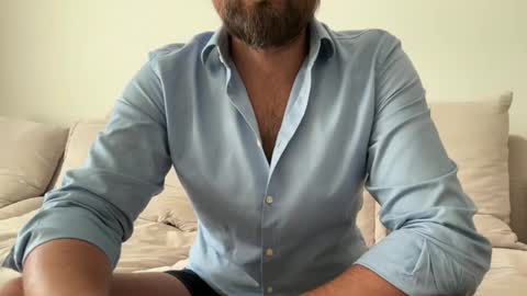 Snapshot of themonarchgoat chatting on November 24, 7:30 am TheMonarchGoat online show from November 24, 7:30 am