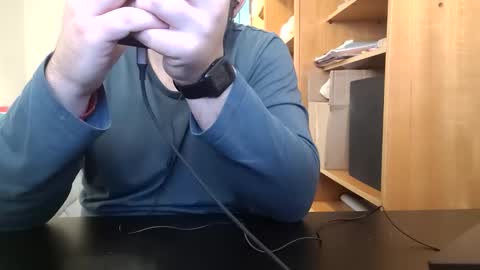 themoontiger online show from December 14, 9:08 pm