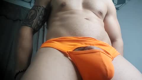 Snapshot of themuscularvenezuelanman chatting on February 5, 7:18 am themuscularvenezuelanman online show from February 5, 7:18 am