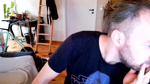 thenudedude420 online show from April 3, 1:42 pm