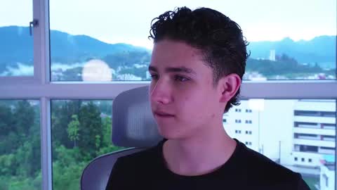 Snapshot of theohawke_ chatting on February 11, 1:09 pm THEO- MATEO online show from February 11, 1:09 pm