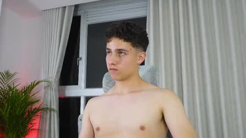 Snapshot of theohawke_ chatting on February 24, 2:08 am THEO- MATEO online show from February 24, 2:08 am